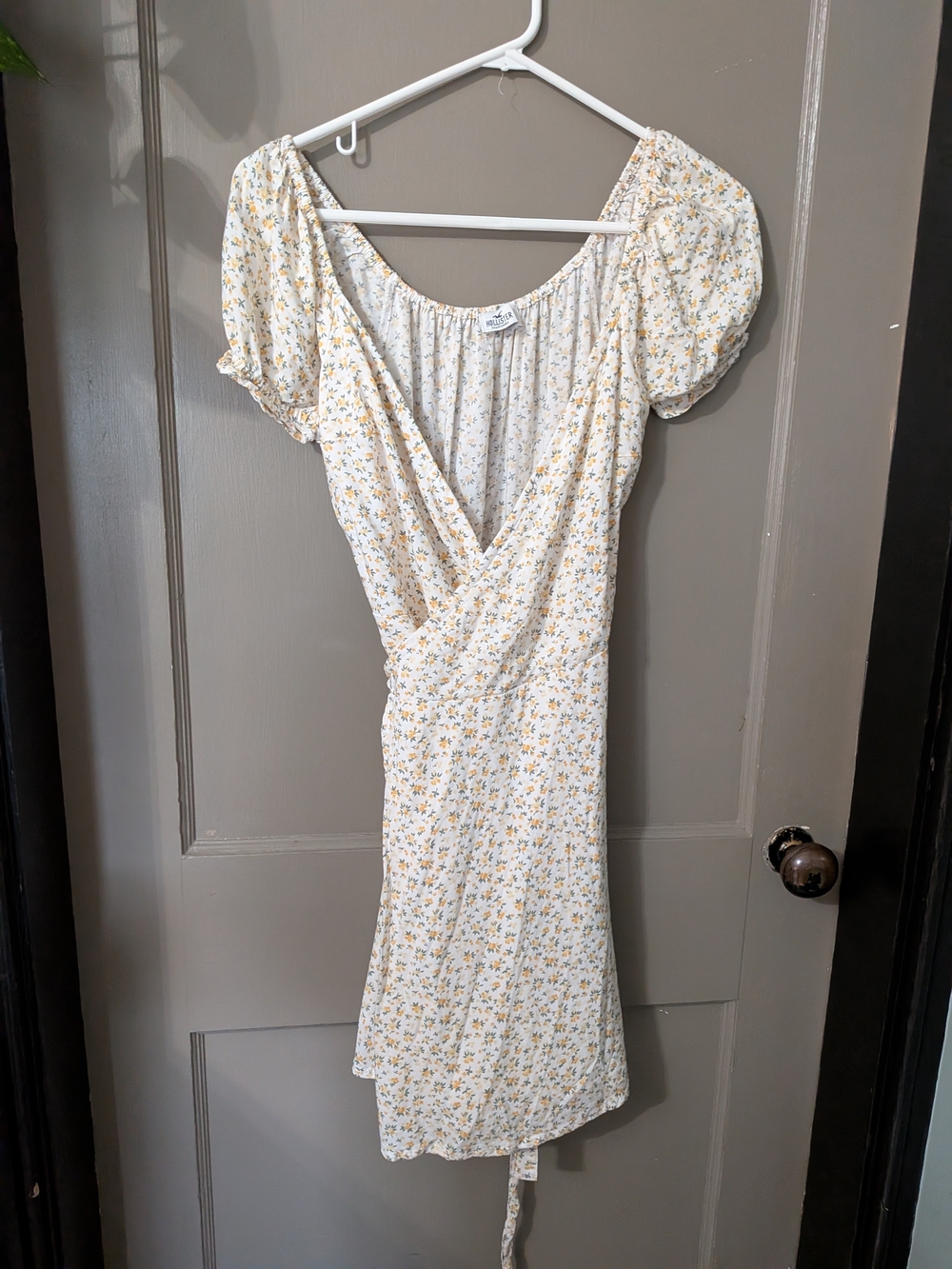 Hollister Short-Sleeve Wrap Mini Dress, White & Yellow Floral